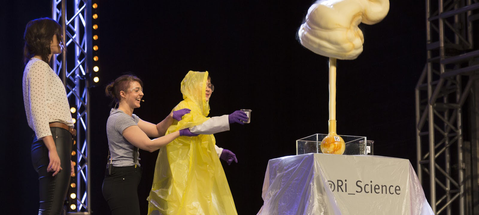 Natasha performs the Elephant's Toothpaste Experiment at Big Bang 2018